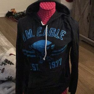 American Eagle light sweatshirt